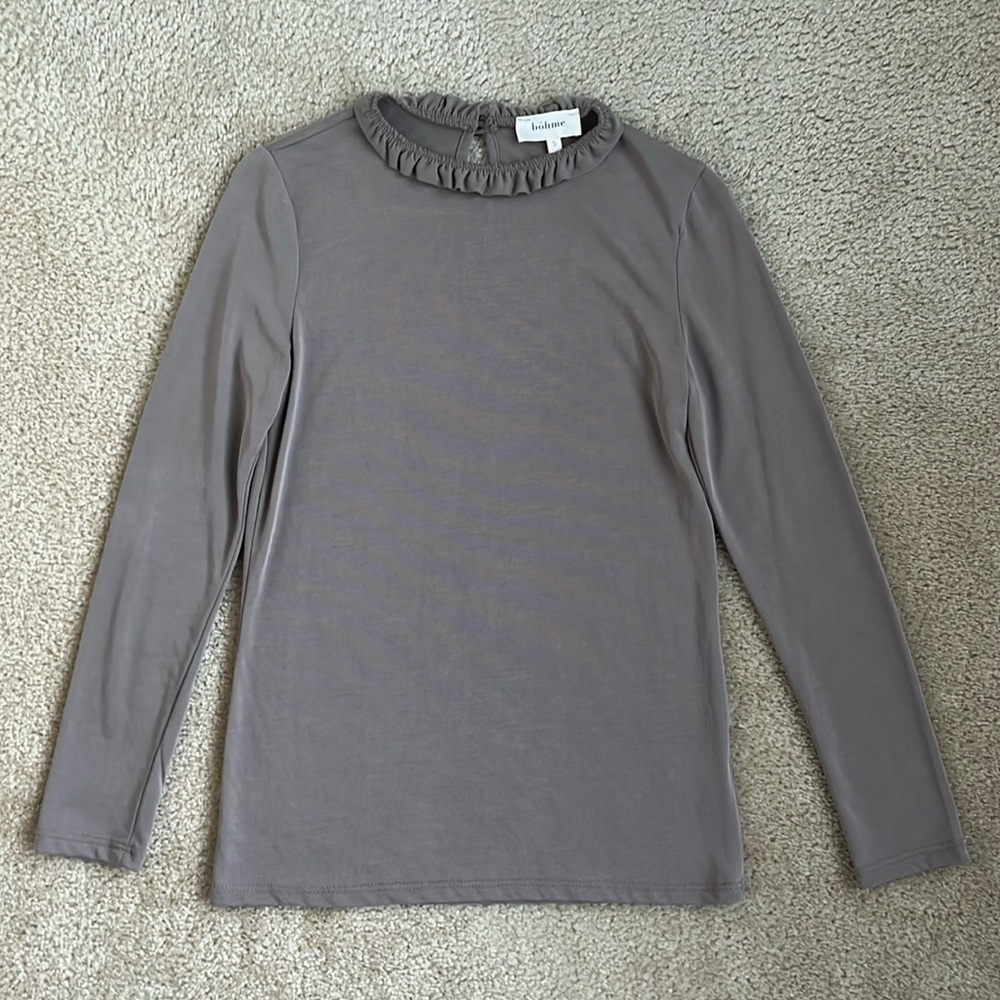 Bohme Long Sleeve Ruffle Neckline Top in Women’s Size Small